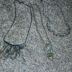 Elegant Silver and Gold Necklace Set